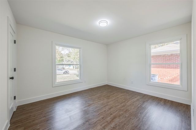 3212 Santa Teresa Avenue, Dallas, TX 75228