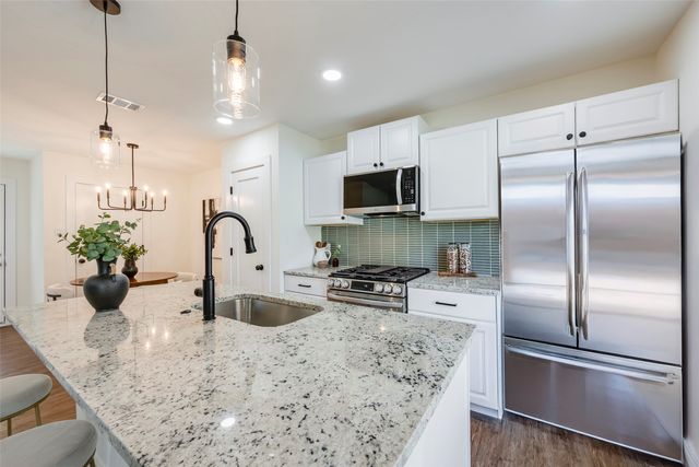 3212 Santa Teresa Avenue, Dallas, TX 75228