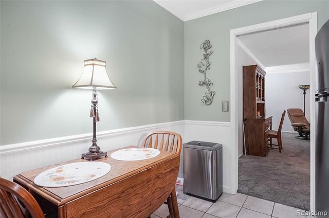 17973 University Park Drive, Livonia, MI 48152