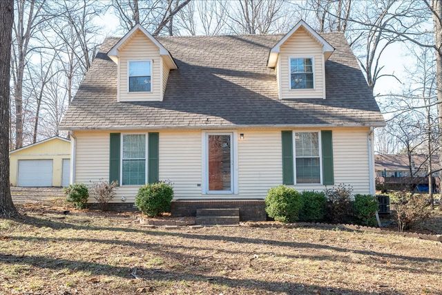 210 State Ave, Lawrenceburg, TN 38464