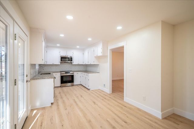 210 State Ave, Lawrenceburg, TN 38464