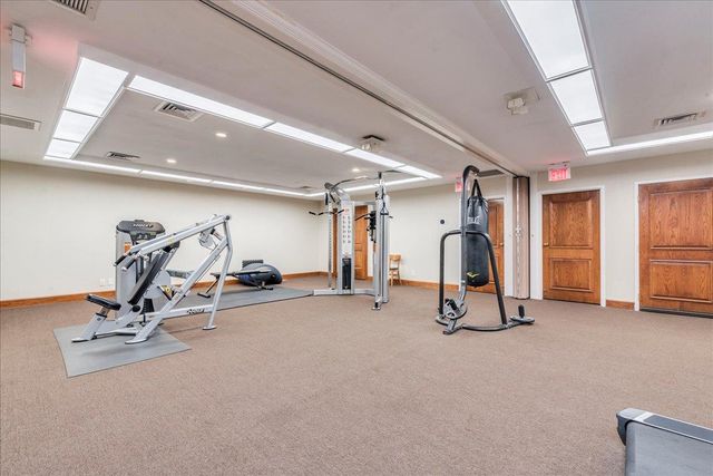 7685 Northcross DR 521, Austin, TX 78757