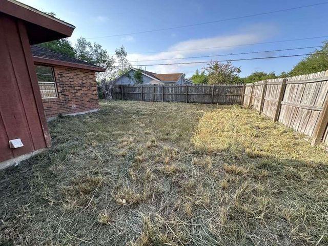 825 Tichenor Lane, La Feria, TX 78559