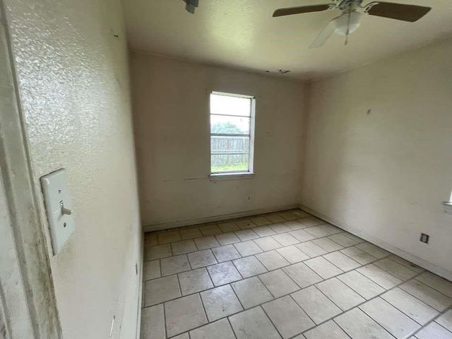 825 Tichenor Lane, La Feria, TX 78559