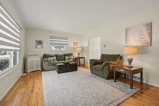 1608 Edington Street, Portage, MI 49024