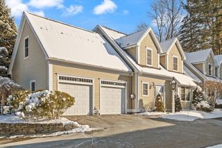 725 Boston Post Rd 12, Sudbury, MA 01776