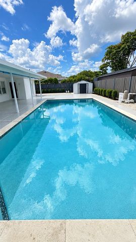 9851 Martinique Drive 9851, Cutler Bay, FL 33189
