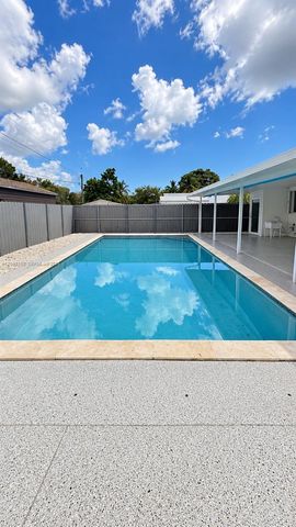 9851 Martinique Drive 9851, Cutler Bay, FL 33189