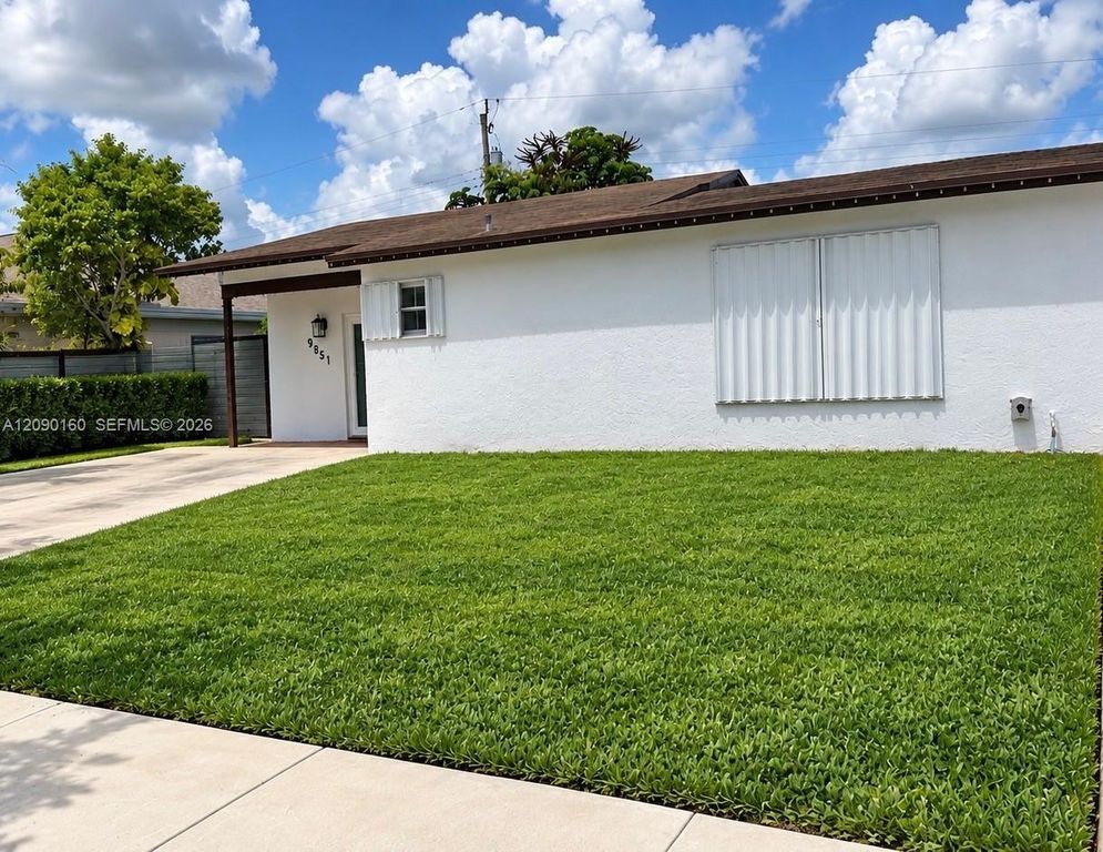9851 Martinique Drive 9851, Cutler Bay, FL 33189