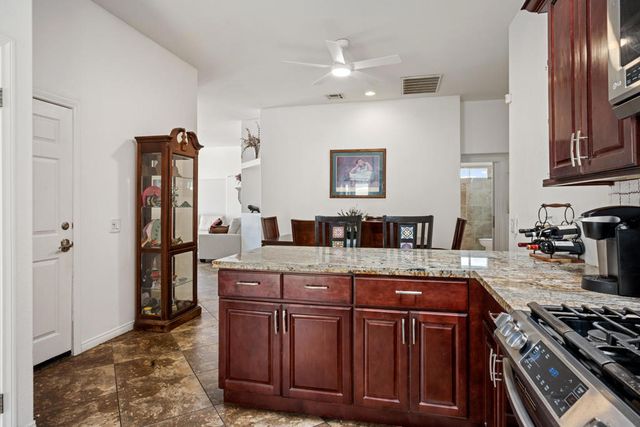 53595 Avenida Diaz, La Quinta, CA 92253