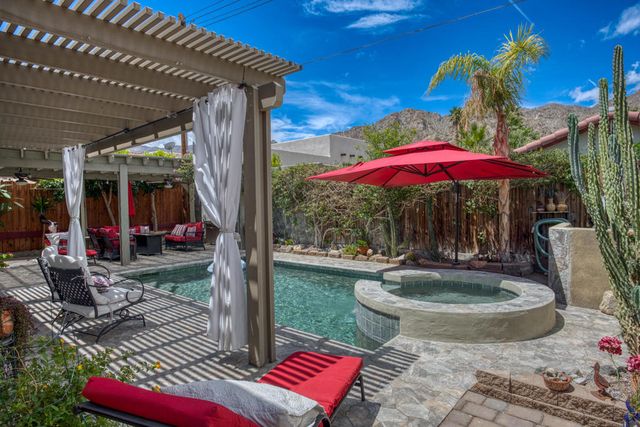 53595 Avenida Diaz, La Quinta, CA 92253