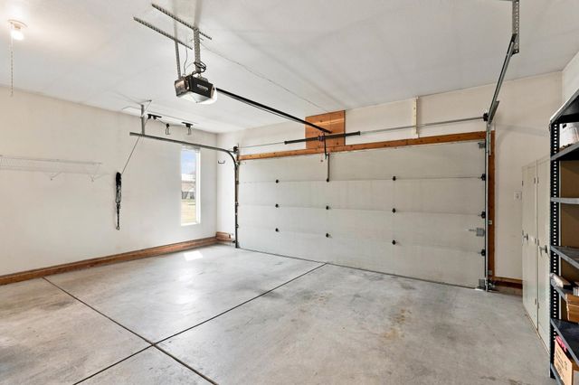 2721 S Early Dawn Ln, Spokane Valley, WA 99037