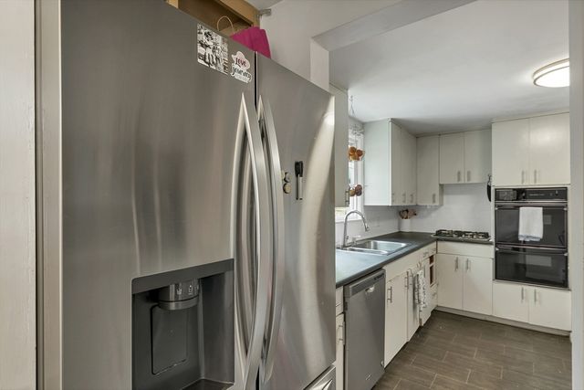18 Buckman Drive, Chelmsford, MA 01824