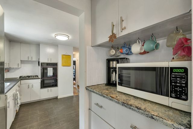 18 Buckman Drive, Chelmsford, MA 01824