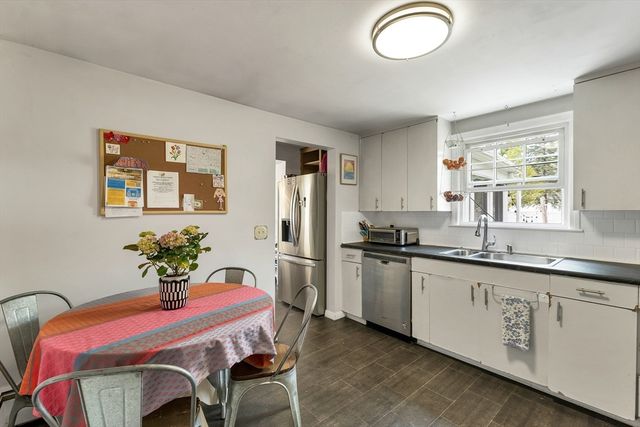 18 Buckman Drive, Chelmsford, MA 01824