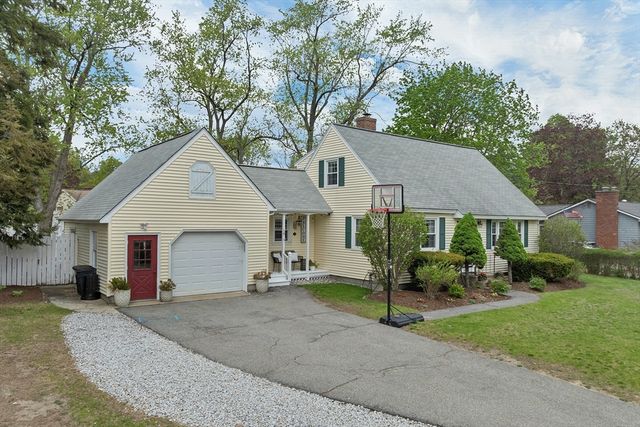 18 Buckman Drive, Chelmsford, MA 01824