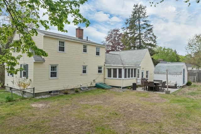 18 Buckman Drive, Chelmsford, MA 01824