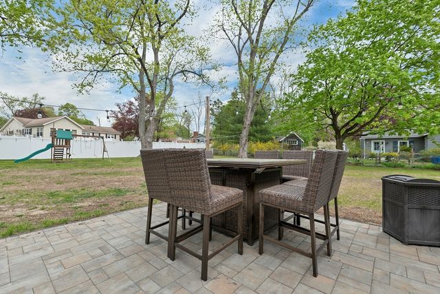 18 Buckman Drive, Chelmsford, MA 01824