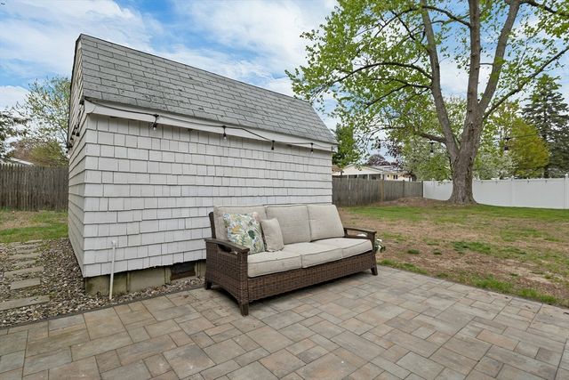 18 Buckman Drive, Chelmsford, MA 01824