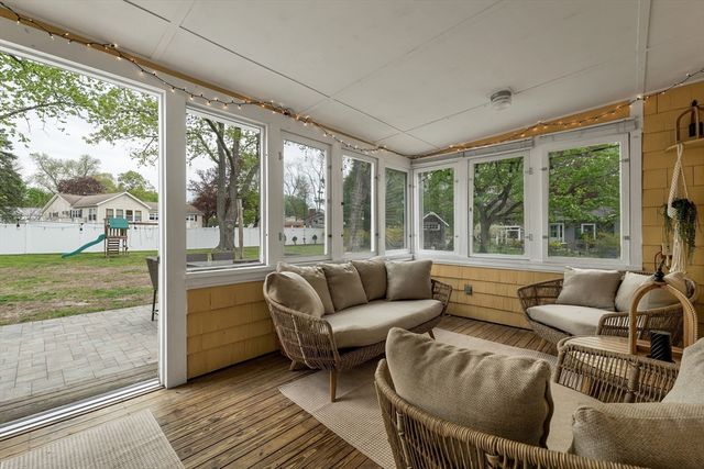18 Buckman Drive, Chelmsford, MA 01824