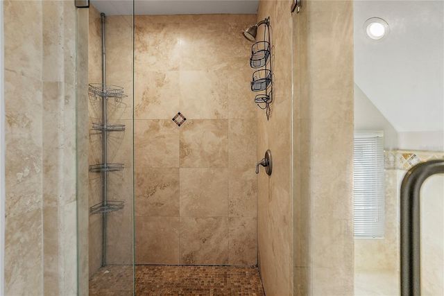 832 BAY STREET NE 3, St Petersburg, FL 33701