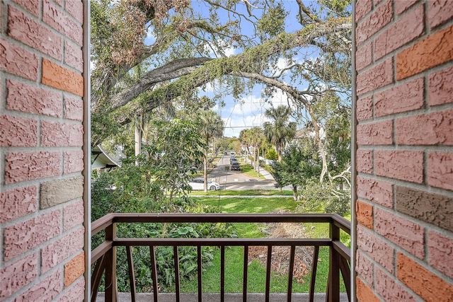 832 BAY STREET NE 3, St Petersburg, FL 33701