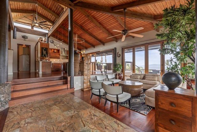 744 Lanina Pl, Kihei, HI 96753