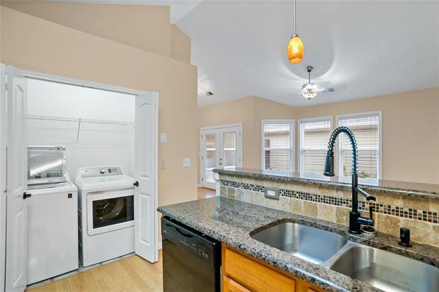 5062 Kathryn Glen Drive, Acworth, GA 30101