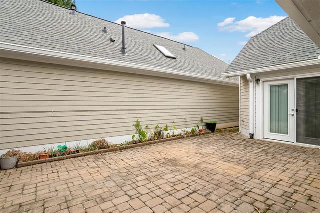 5062 Kathryn Glen Drive, Acworth, GA 30101