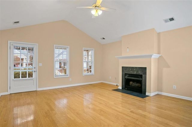 5062 Kathryn Glen Drive, Acworth, GA 30101