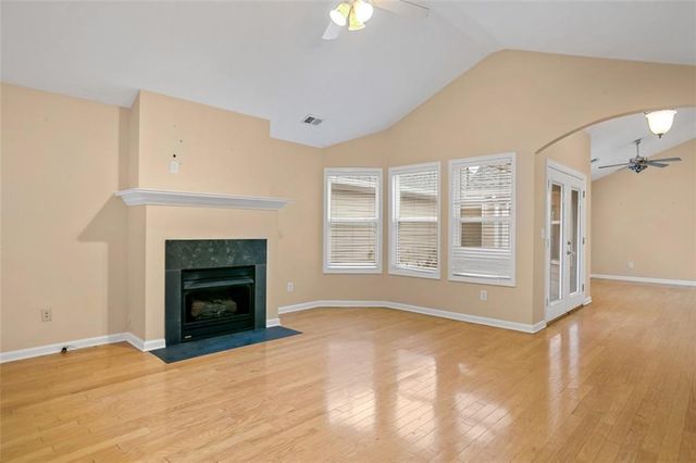 5062 Kathryn Glen Drive, Acworth, GA 30101