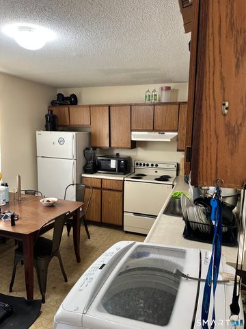 75 Franklin Avenue, Hartford, CT 06114