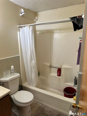 75 Franklin Avenue, Hartford, CT 06114