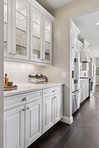 4061 San Vitero Circle, Chaska, MN 55318