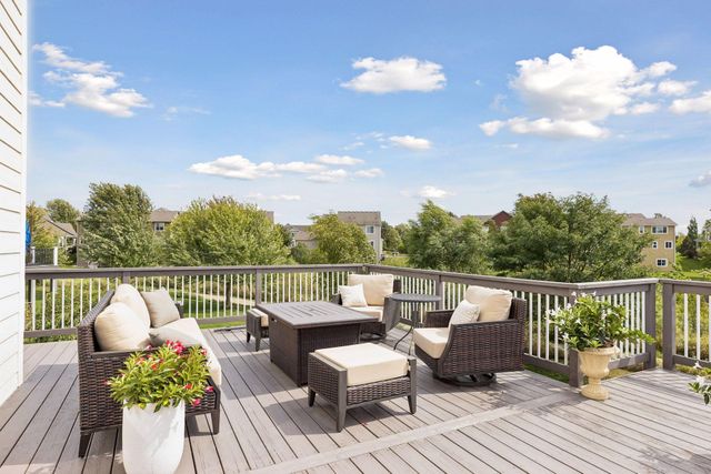 4061 San Vitero Circle, Chaska, MN 55318