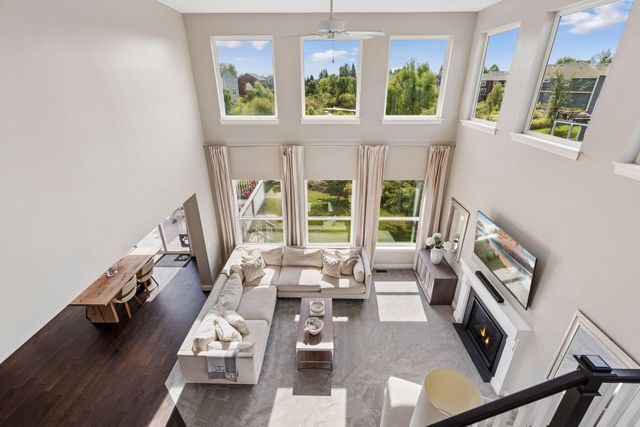 4061 San Vitero Circle, Chaska, MN 55318