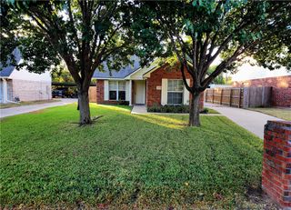 2423 Pintail Loop, College Station, TX 77845