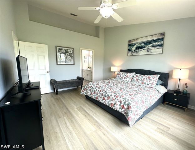 5944 Sand Wedge LN 1108, Naples, FL 34110