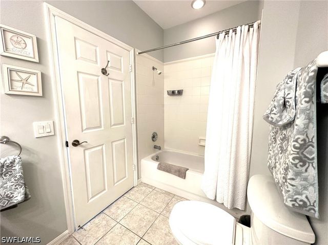 5944 Sand Wedge LN 1108, Naples, FL 34110