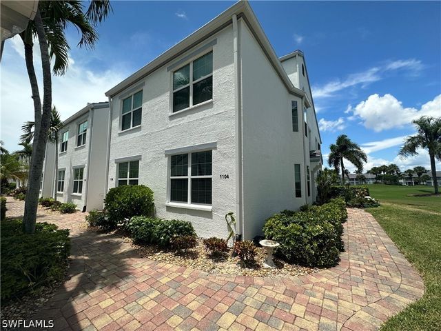 5944 Sand Wedge LN 1108, Naples, FL 34110