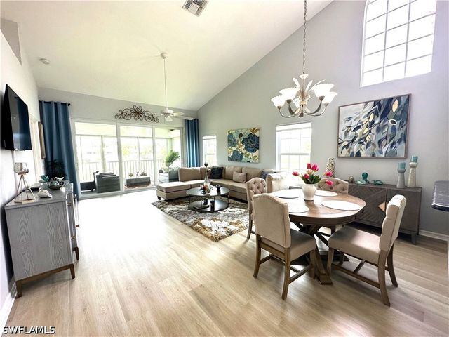 5944 Sand Wedge LN 1108, Naples, FL 34110