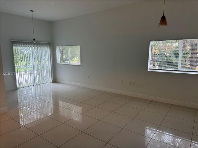 820 N 17th Avenue, Hollywood, FL 33020