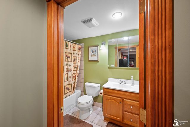 2544 Scofield Carleton Road, Carleton, MI 48117