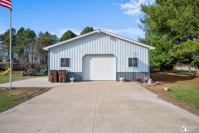 2544 Scofield Carleton Road, Carleton, MI 48117