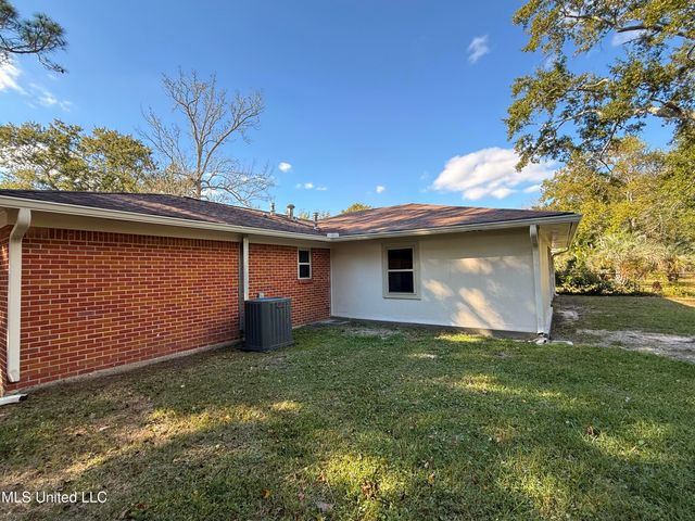 7112 Melon Drive, Biloxi, MS 39532