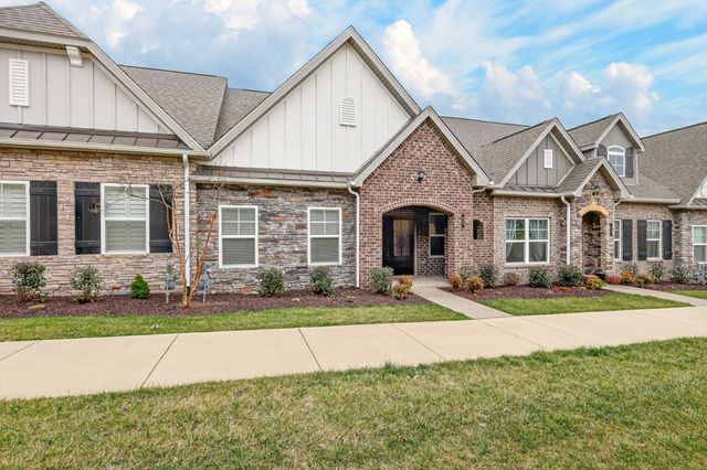 215 Trevor Dr, Mount Juliet, TN 37122