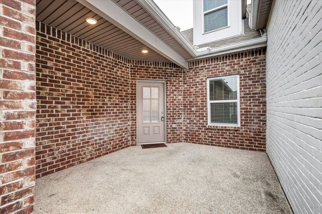 215 Trevor Dr, Mount Juliet, TN 37122