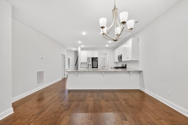 215 Trevor Dr, Mount Juliet, TN 37122