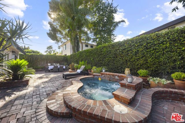 11139 Hortense Street, North Hollywood (los Angeles), CA 91602