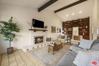 11139 Hortense Street, North Hollywood (los Angeles), CA 91602
